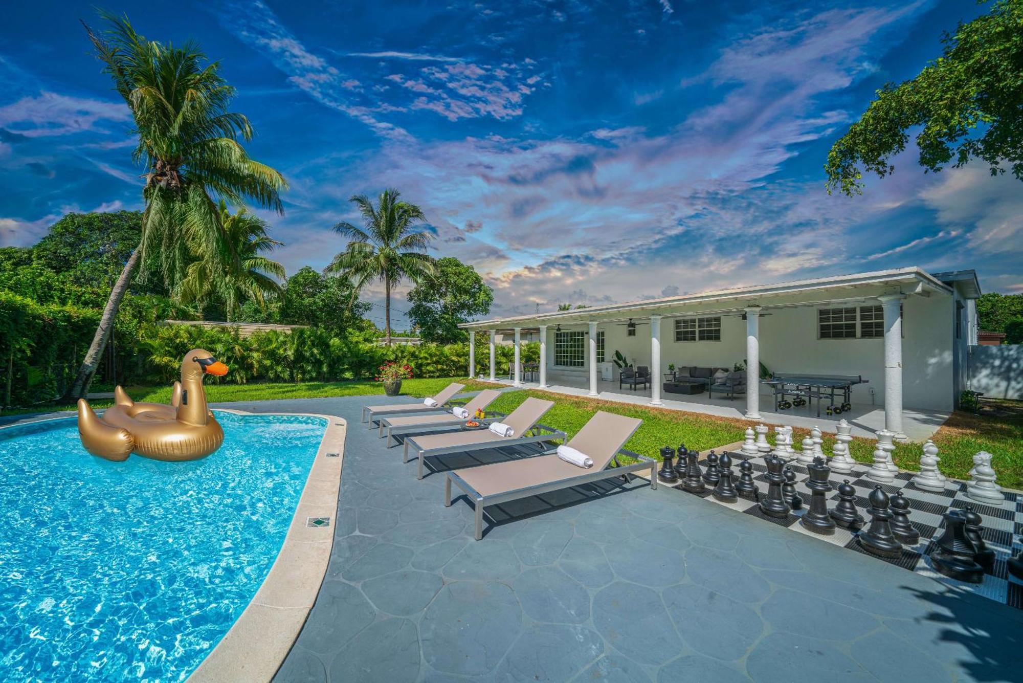 Вілла New Tropical Oasis Retreat In Маямі Екстер'єр фото